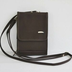 TRAVELON CROSSBODY WALLET NWOT CHOCOLATE BROWN